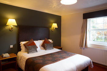 Gables Hotel