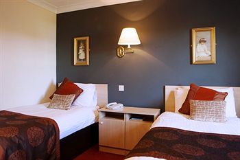 Gables Hotel