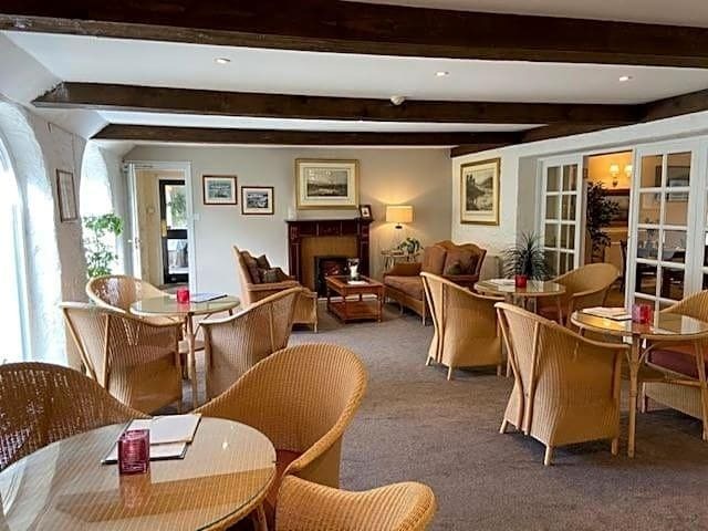 Taychreggan Hotel