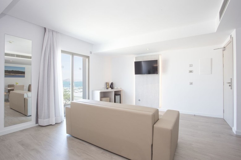Hotel Som Llaut Boutique