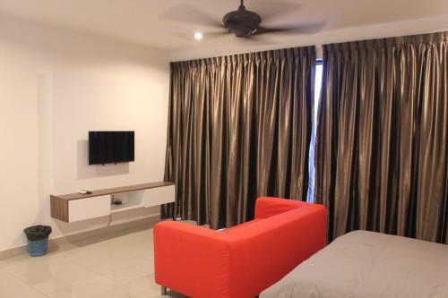 De Houz @ Setia Alam Trefoil Homestay