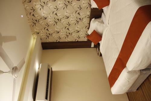 Hotel Larica Inn Rajarhat