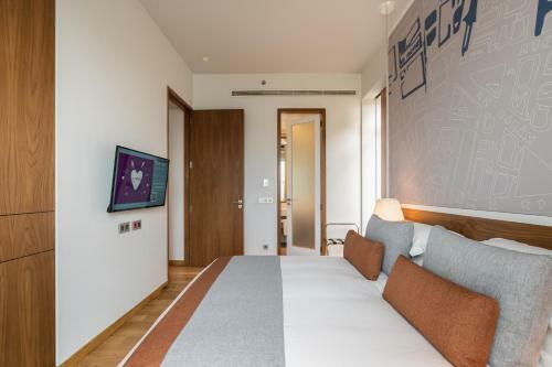 The Key Aparthotel