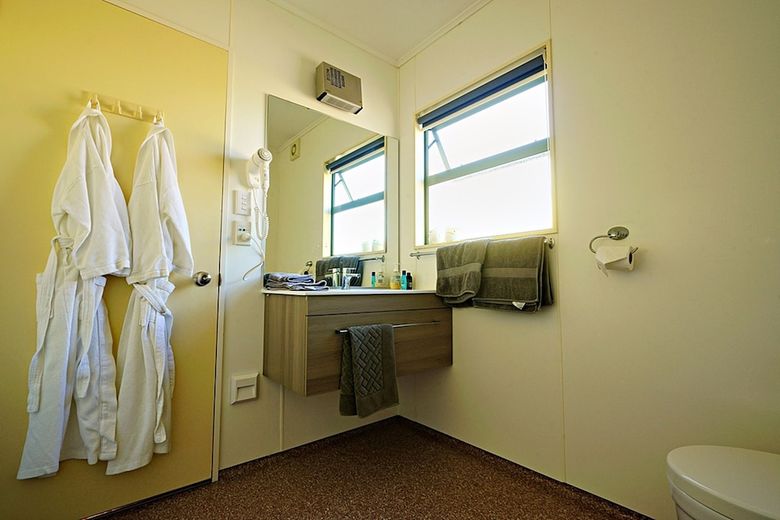 Motel Bay Cottages