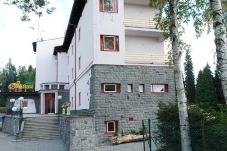 Hotel M�nes