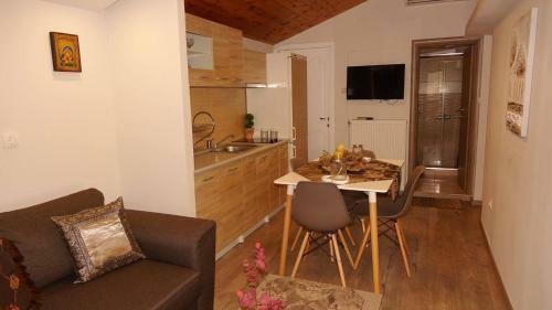 Koala Apartments Irida