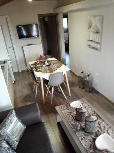 Koala Apartments Irida