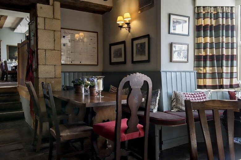 Posada The Howard Arms