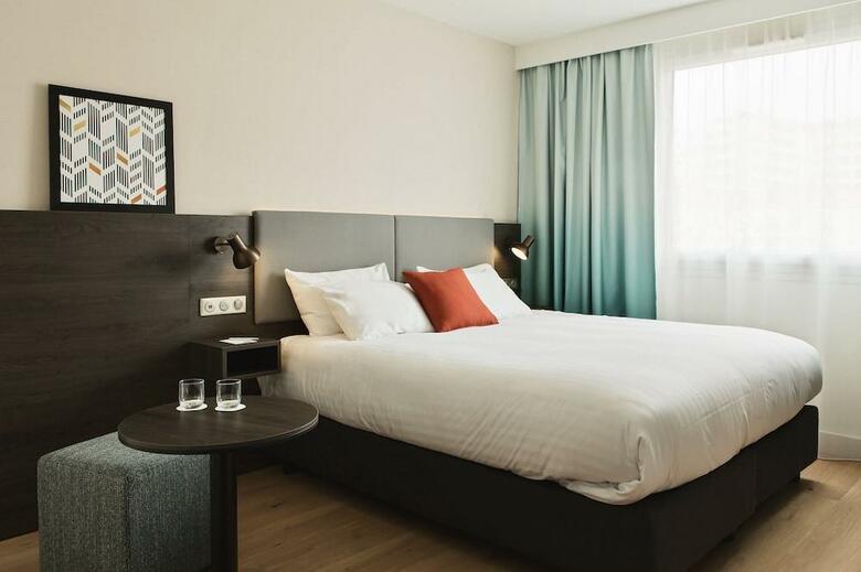 Hotel Holiday Inn Garden Court