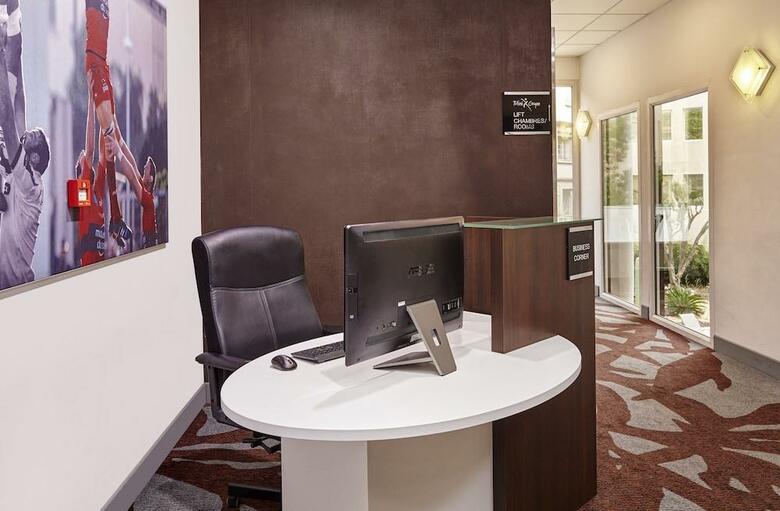 Hotel Holiday Inn Garden Court