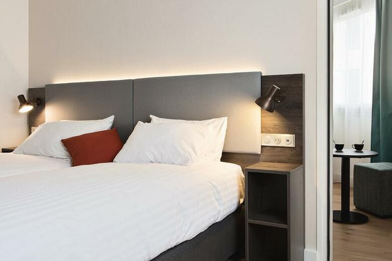 Hotel Holiday Inn Garden Court