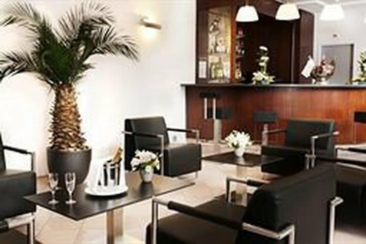 Hotel Holiday Inn Garden Court