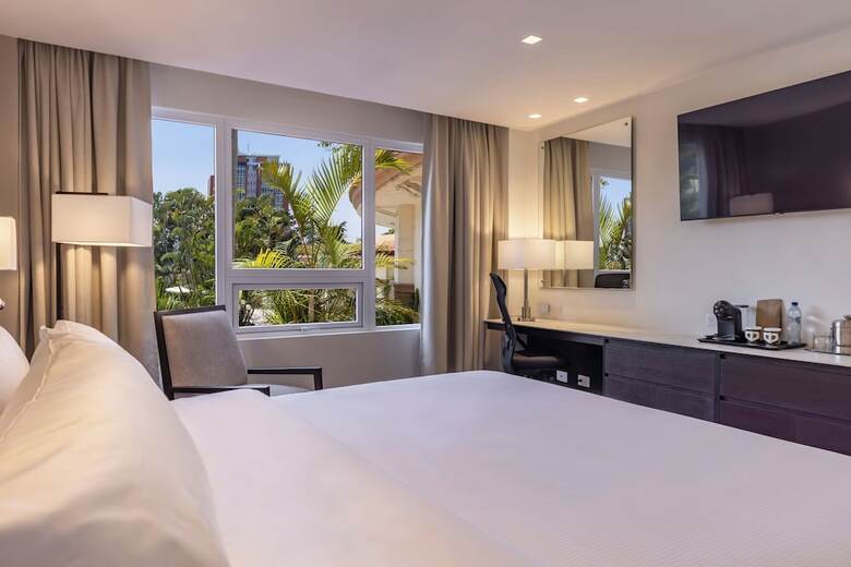 Hotel Biltmore Express