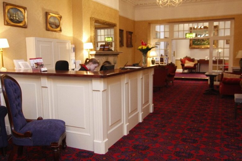 Castle Hotel