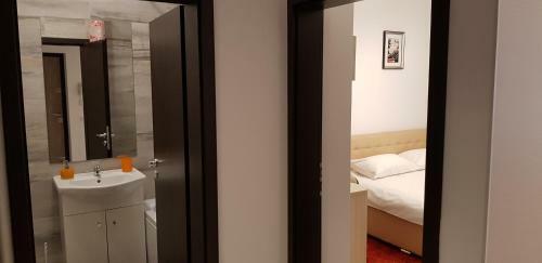 Palas Apartments