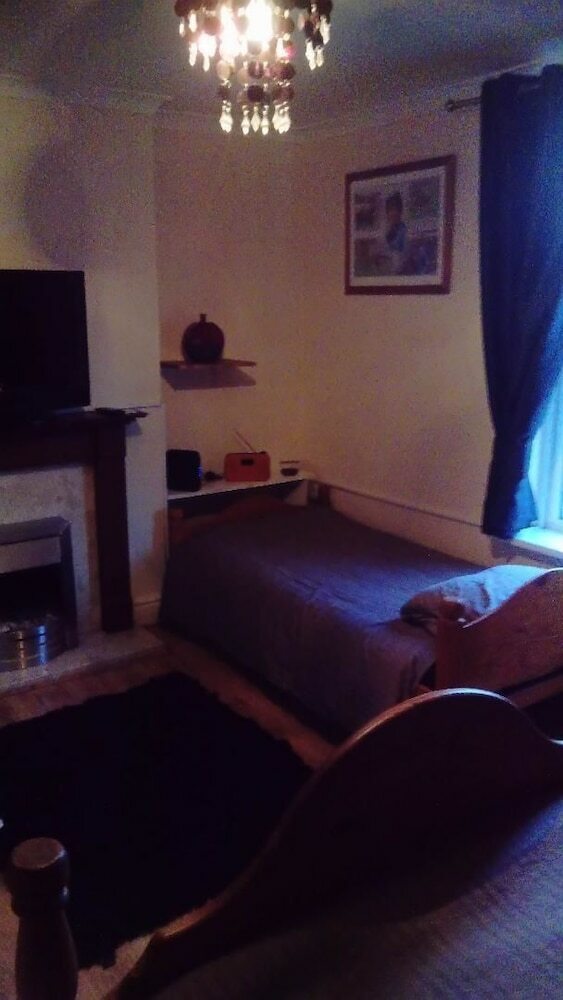 Cafe 42 Bed & Breakfast