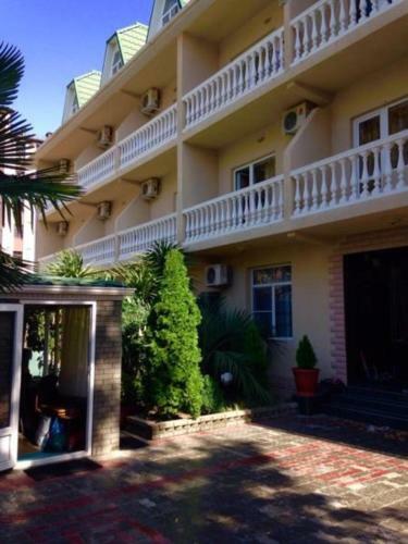 Hostal Guest House On Demokraticheskaya 62a