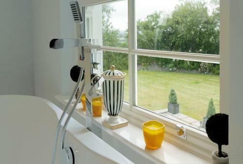 Bed & Breakfast Caroe Farm House