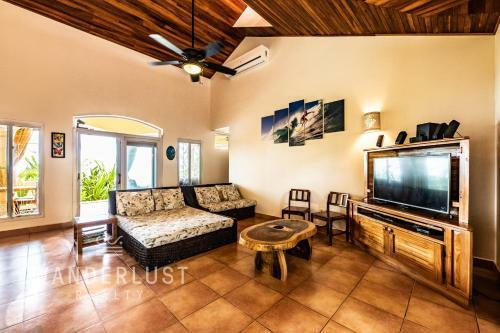 Villa Gullwing
