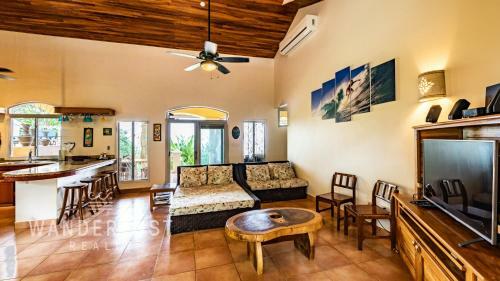 Villa Gullwing