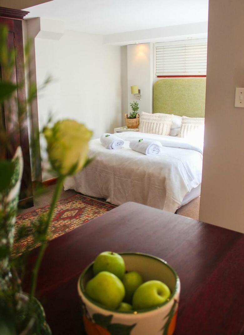Hotel Five Seasons