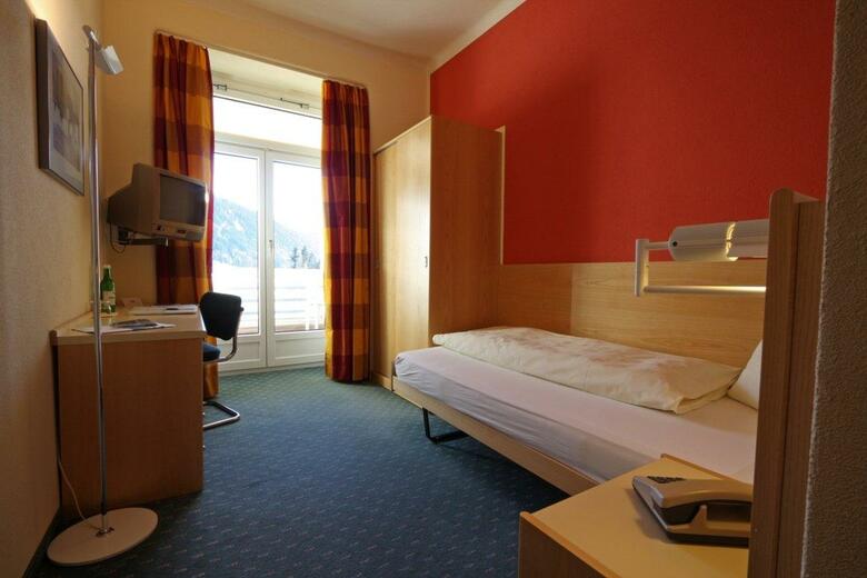 Esplanade Swiss Quality Hotel