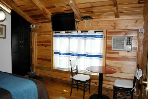 Hostal Caba�as El Chalet