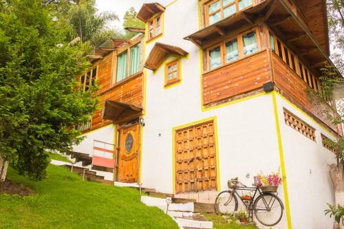 Hostal Caba�as El Chalet
