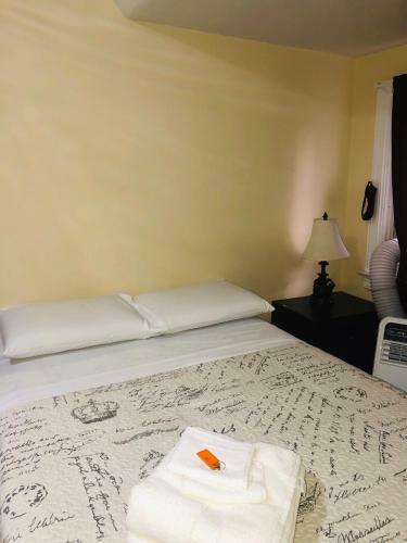 Hostal Mina's Guest House