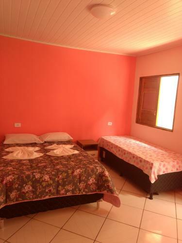 Hostal Pousada Lirio Do Vale