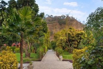 Hotel The Gateway Resort Corbett National Park