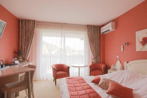 Hotel Logis Du Cheval Blanc
