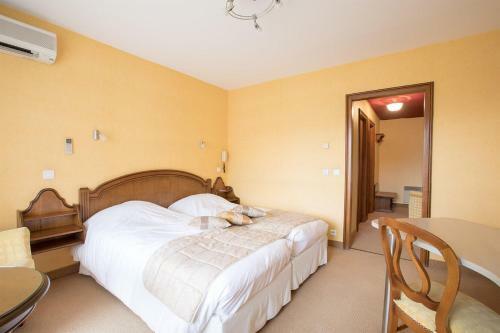 Hotel Logis Du Cheval Blanc