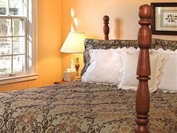 Bed & Breakfast Foxfield Inn