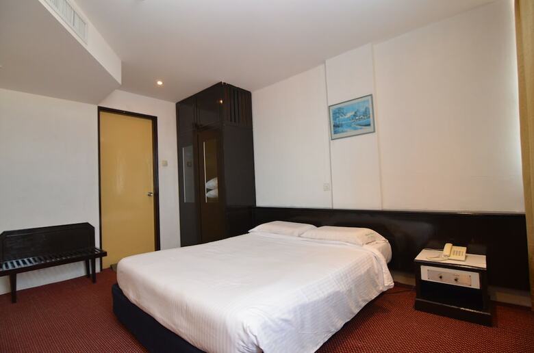 Oriental Hotel
