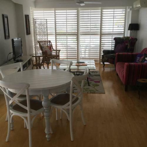 Broadbeach Holiday Apartments