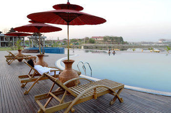 Royal Naypyitaw Hotel