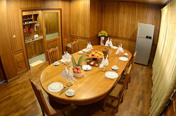 Royal Naypyitaw Hotel