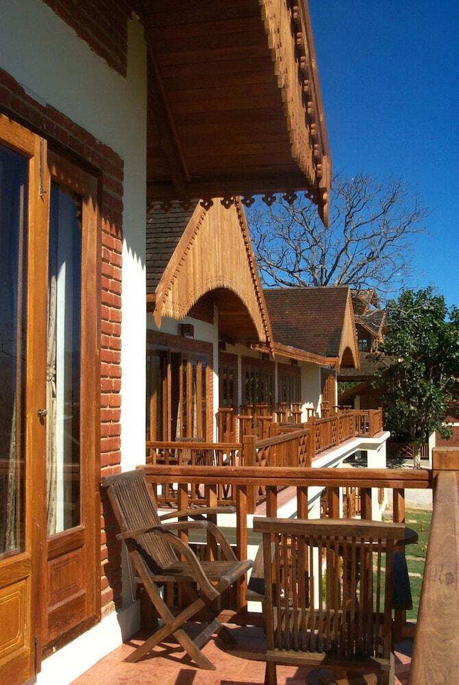 Hotel Inle Lake View