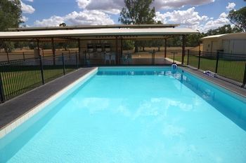 Nandewar Motor Inn