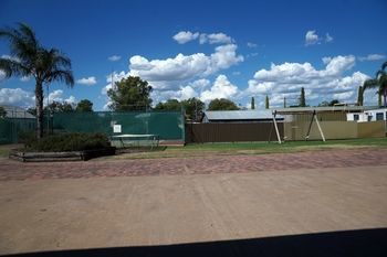 Nandewar Motor Inn