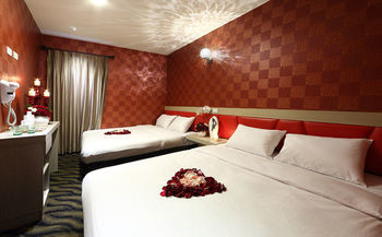 Ypj Hotel