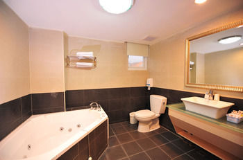 Hotel Yake