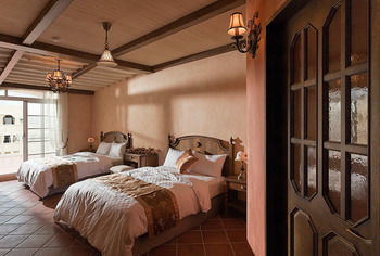 Bletani Hotel