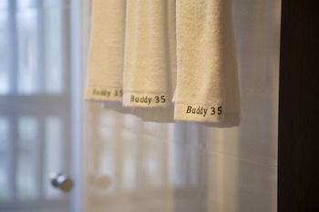 Hotel Buddy 35