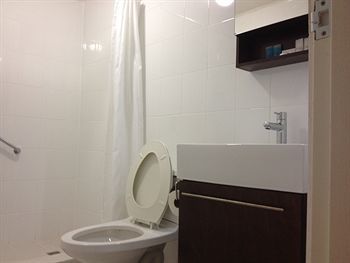 Oceanview Hotel & Residences