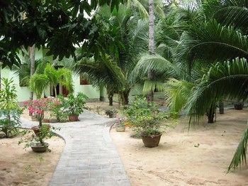 Cocosand Hotel