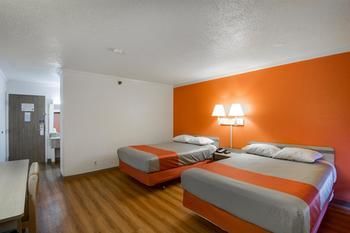 Motel 6 Waukegan Il