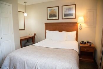 Aparthotel Candlewood Suites Huntersville