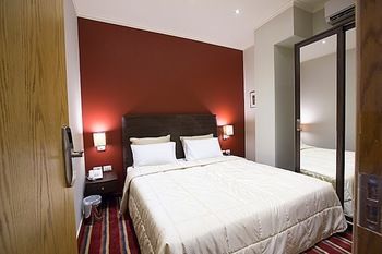 The J Hotel & Spa
